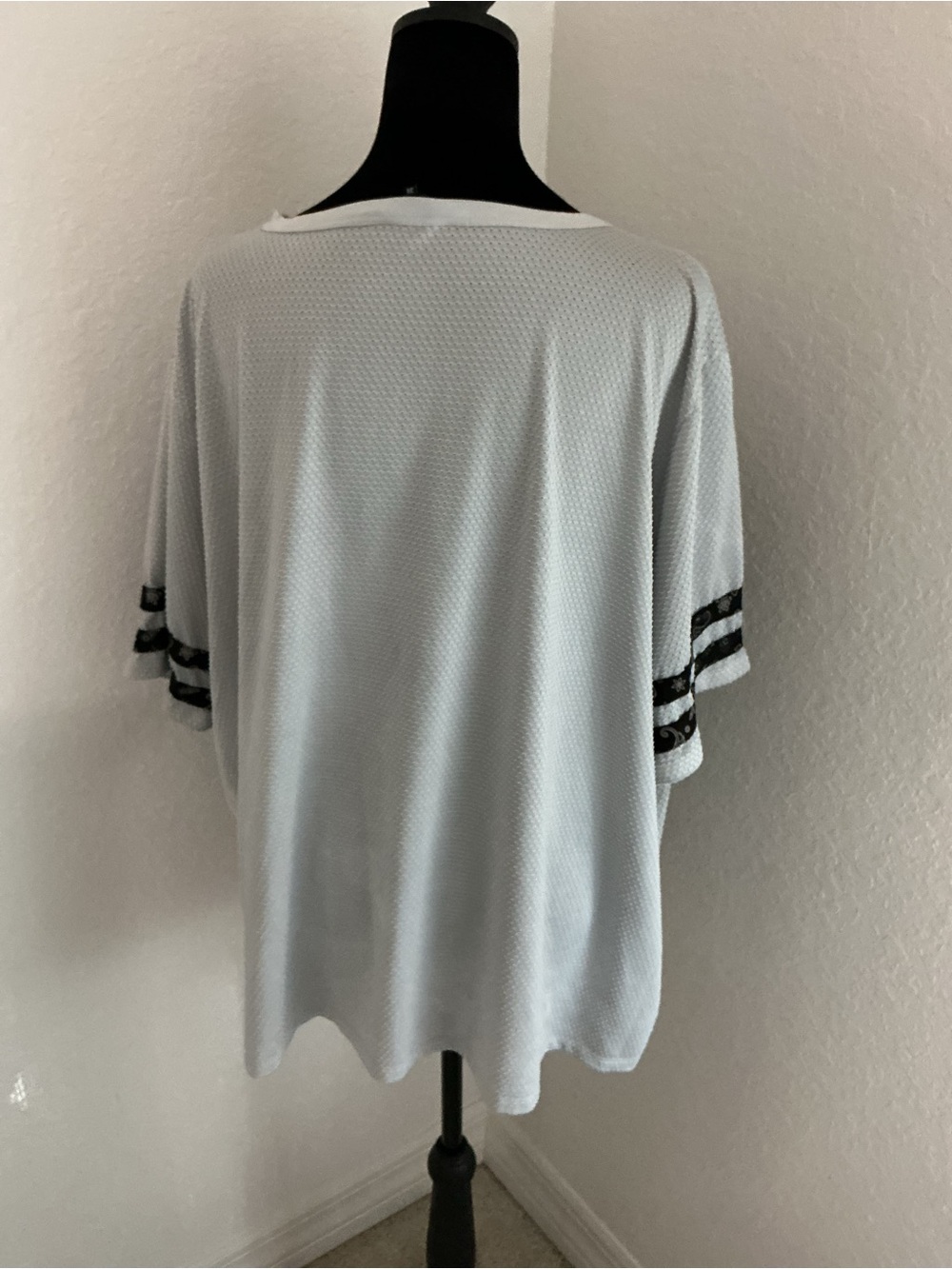 Bebe Sport 3X Gray Textured Logo Tee Oversized Athleisure Top Plus Size - Picture 5 of 12